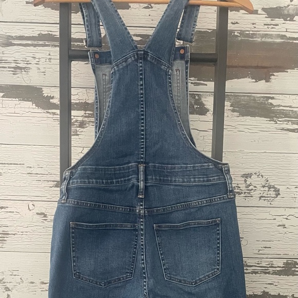 Madewell Women's Overalls | Medium Wash - Picture 3 of 6